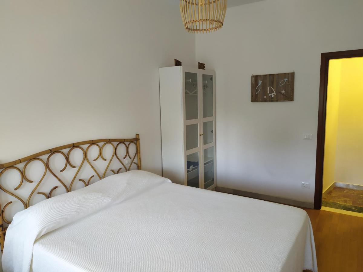 B&B Tra Mare E Marmo Marina Di Carrara Exteriör bild