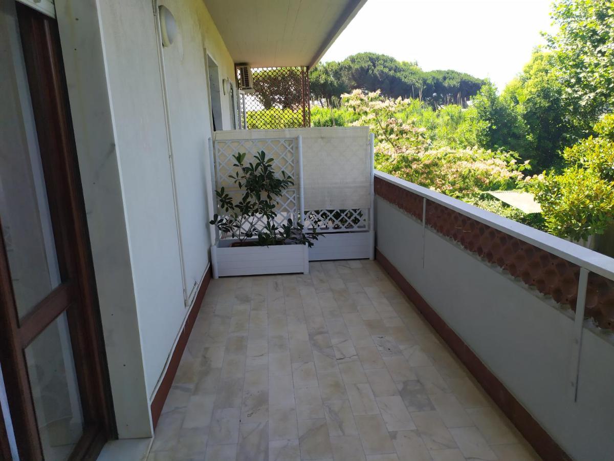 B&B Tra Mare E Marmo Marina Di Carrara Exteriör bild