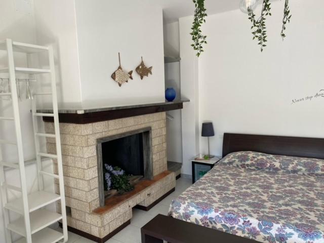 B&B Tra Mare E Marmo Marina Di Carrara Exteriör bild